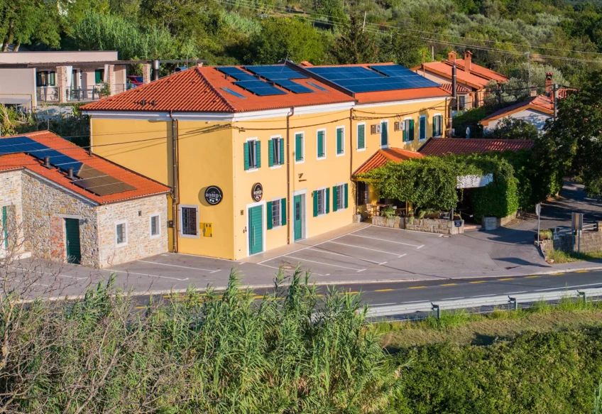 Galerija 1 - Vila Robida